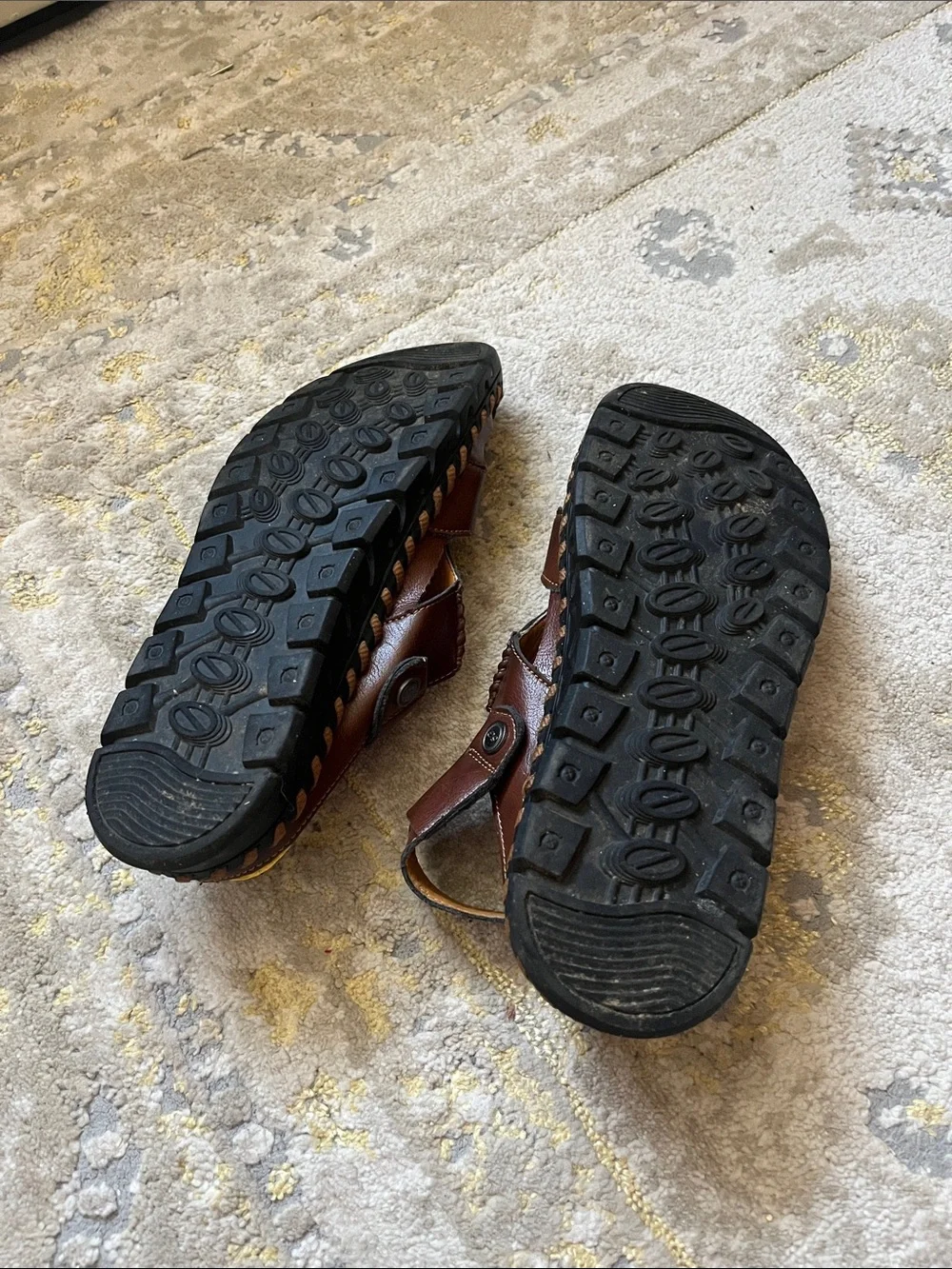 Men's Brown Faux Leather Closed-Toe Sandals Size 8 ( 41)